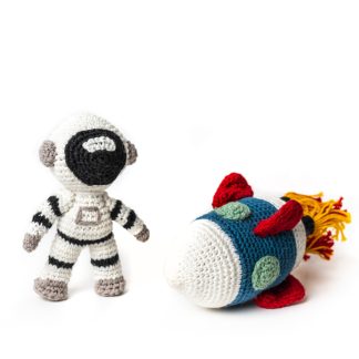 Astronauta y cohete tejidos a crochet 100% algodón